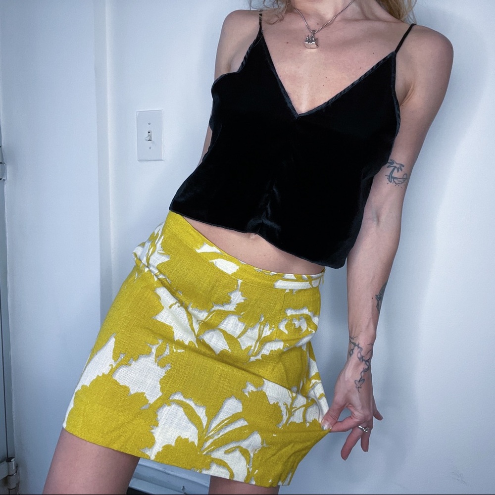 Prada yellow floral pattern linen mini skirt